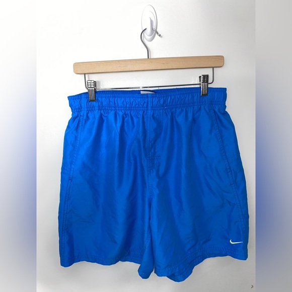 Men’s Nike casual/swim shorts - Picture 2 of 3